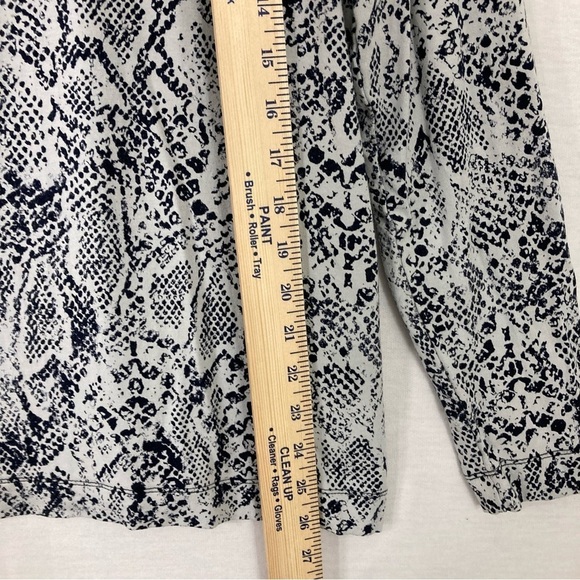 Chico's Black White Round Neck Ultra Soft Stretch Long Sleeve Top Large - Picture 4 of 8